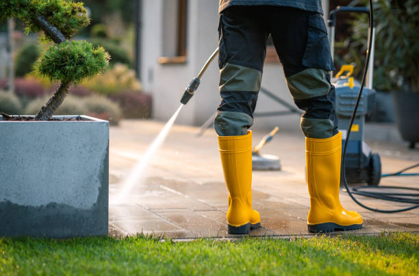 Garage Pressure Washing in Miami Lakes, FL